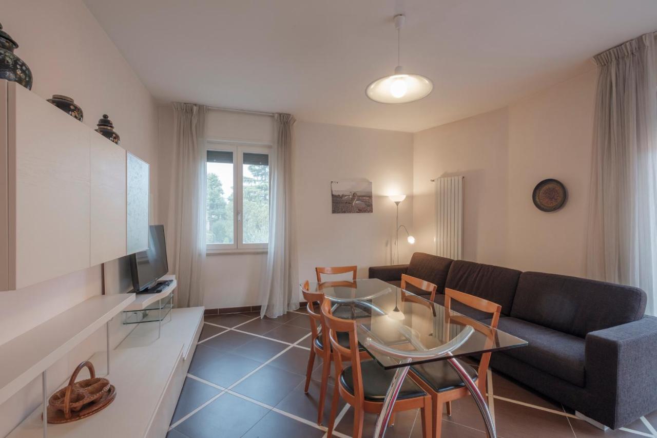 Aura Home Sirmione - 2 Bedrooms Apartment Exterior photo