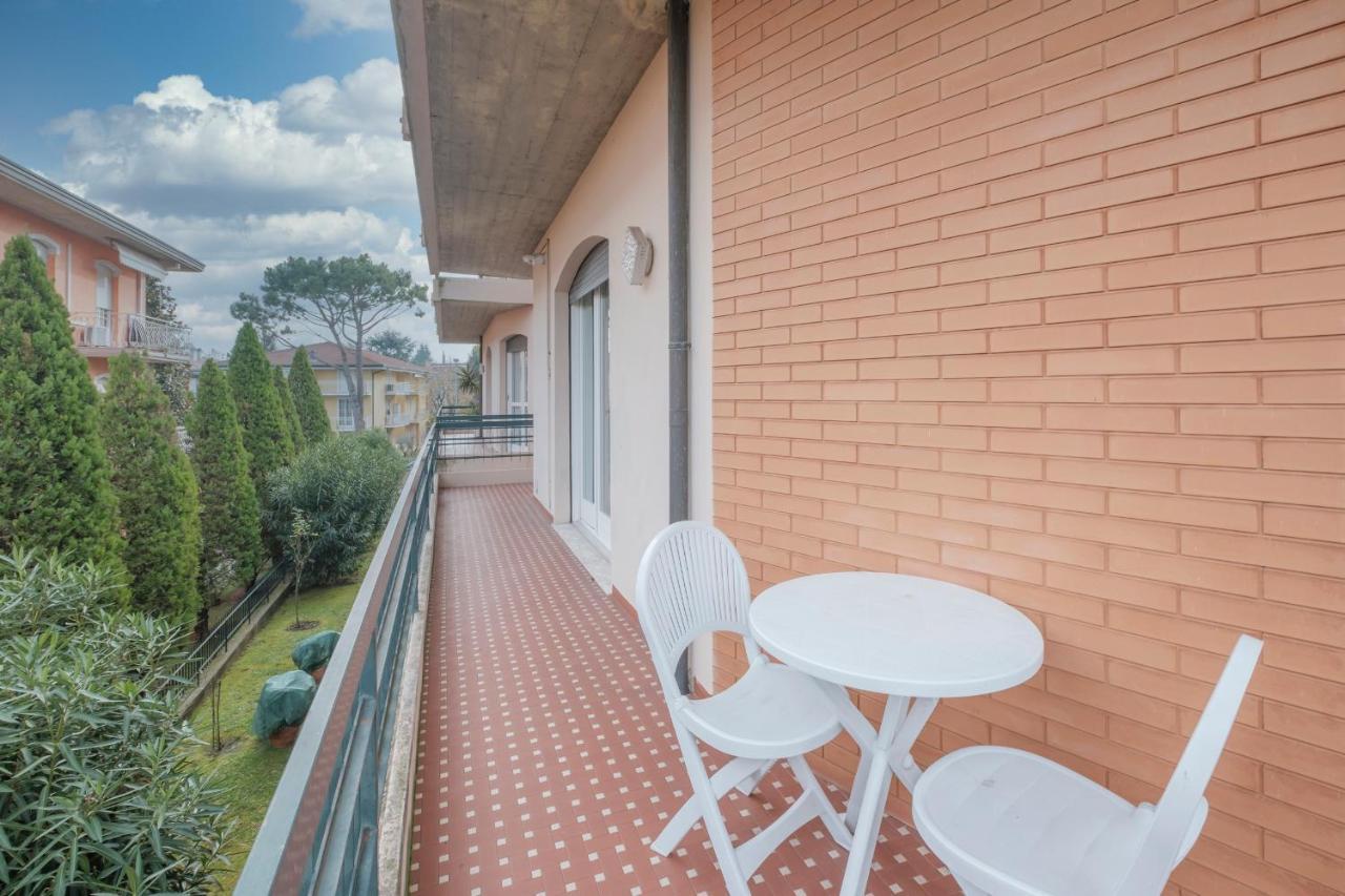 Aura Home Sirmione - 2 Bedrooms Apartment Exterior photo