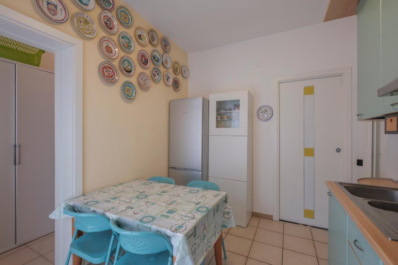 Aura Home Sirmione - 2 Bedrooms Apartment Exterior photo