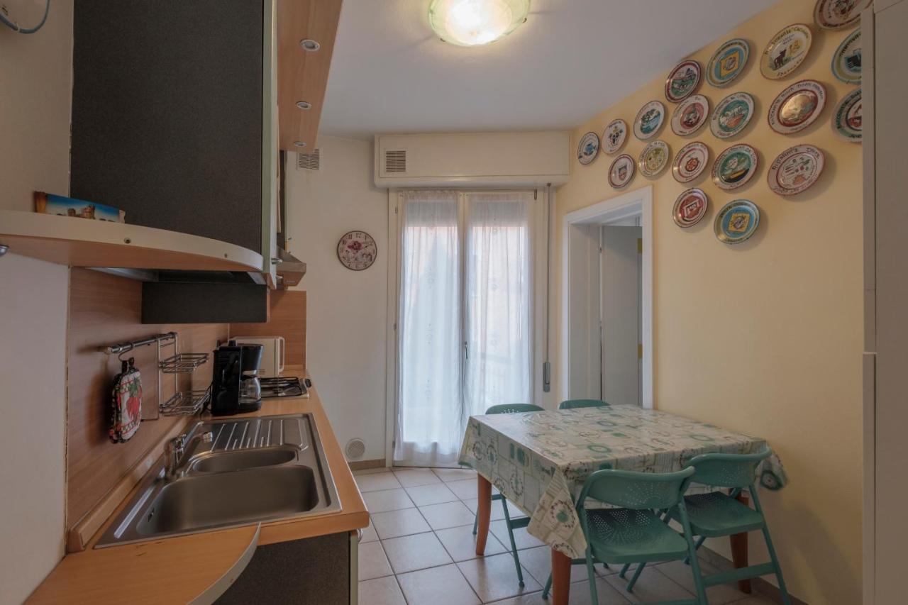 Aura Home Sirmione - 2 Bedrooms Apartment Exterior photo