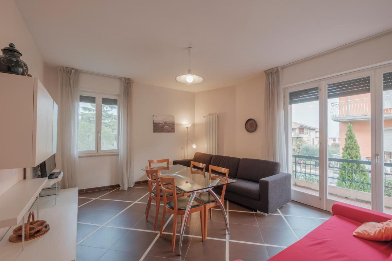 Aura Home Sirmione - 2 Bedrooms Apartment Exterior photo